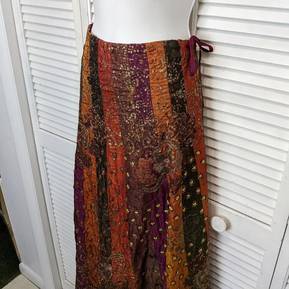 Ethnic Bohemian Festival Maxi
Skirt India Zari Embroidery
Cotton Sequin Quilted - Picture 4 of 14